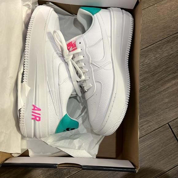 Nike AF1 platform size 8.5 - Picture 2 of 3
